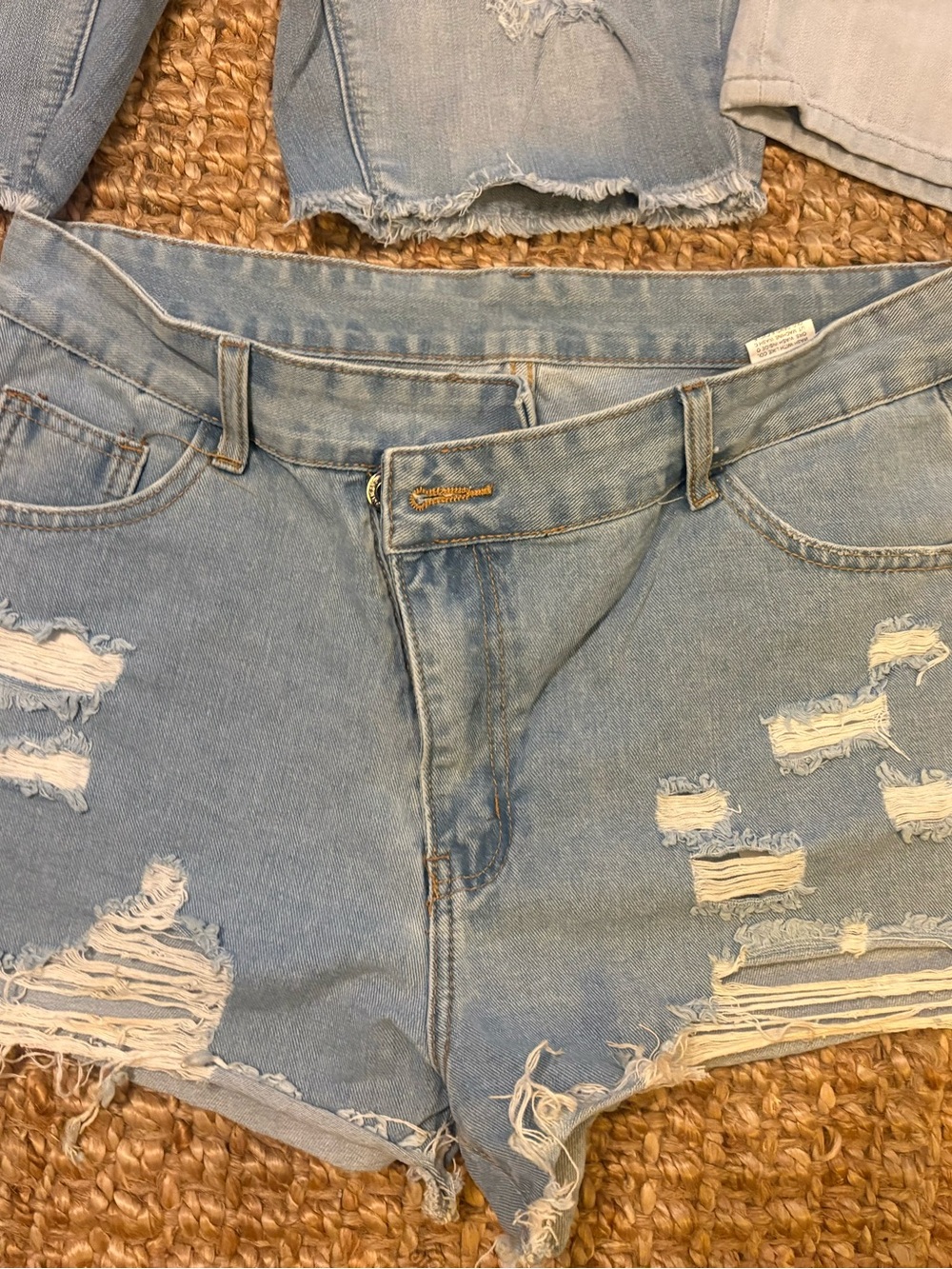 Jean Shorts - Picture 4 of 5